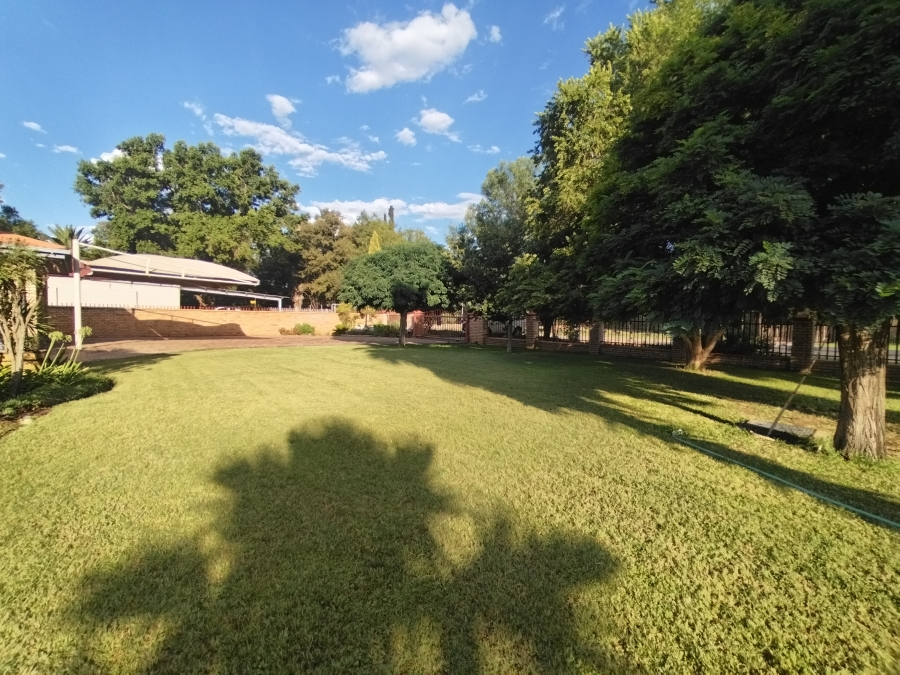 4 Bedroom Property for Sale in Christiana North West